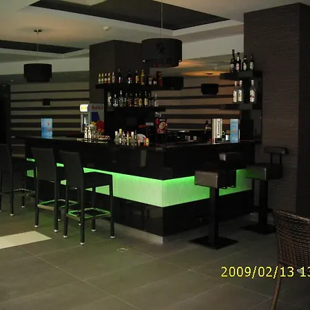 Iceberg فندق بوروفتس